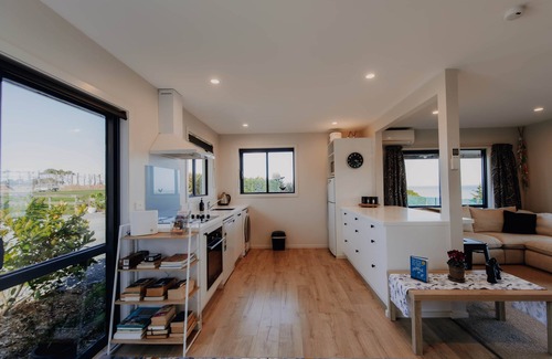 Kaikoura Casa | Private | Expansive Ocean and Mountain Views, Private | Expansive Ocean and Mountain Views