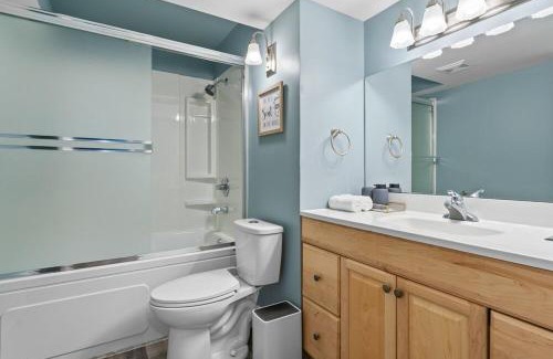 Edgemont Casa | Private Family Entertainer's Suite