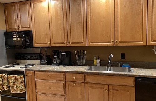Leland Casa | Private Family Friendly Summer Get Away in Relaxing Leland