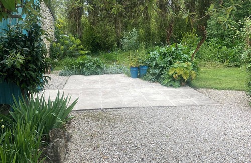 Nieul le Virouil Casa | Private family retreat, 30 mins from beach. Bordeaux and Cognac 45 mins. Pool.