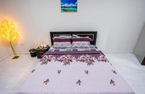 Mussafah Casa | PRIVATE FAMILY ROOM BY BJ