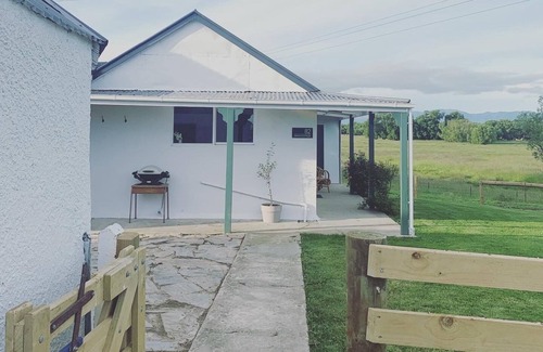 Gimmerbum Cabaña | Private farm cottage, lovingly restored with no extra charges
