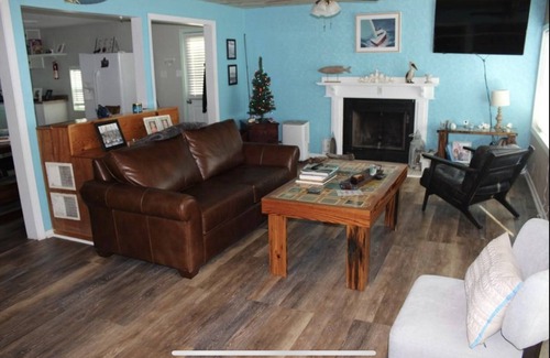 Palacios Casa | Private fishing pier and a beautiful view!