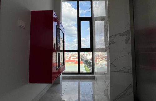 Chamkar Mon Casa | Private floor condo in the heart of Phnom Penh with WiFi, AC, Parking and more!