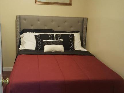 East New York Apartamento | Private Garden Apartment