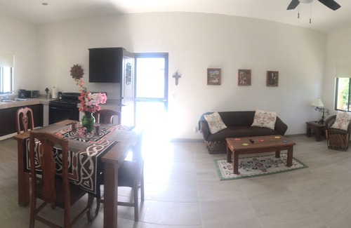El Pescadero Villa | CASA CASCADA Muy privado 4 casas de huéspedes con piscina minutos a la playa Navidad disponible