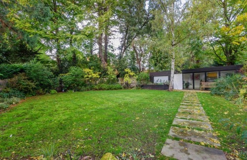 London Borough of Bromley Casa | Private getaway home in London