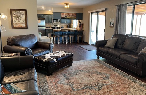 Wickenburg Casa | Private Getaway with 360 Views & Pool! Pens for Horses too!