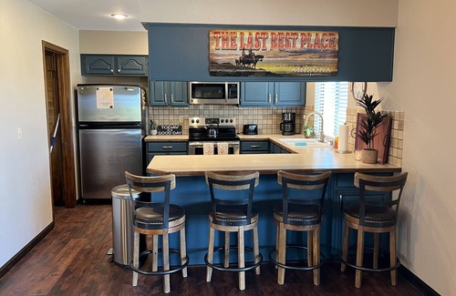 Wickenburg Casa | Private Getaway with 360 Views & Pool! Pens for Horses too!
