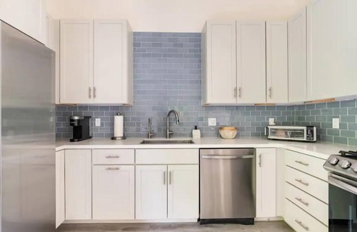 East San Roque Casa | Private Guest House - Central Location - Dog Friendly - Full Kitchen