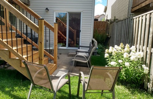 Kitchener Casa | Private Guest Suite for 2 with Separate Entrance, Kitchen and Bathroom