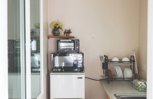 Mira Mesa Casa | Private Guest Suite in Mira Mesa w/ Own Entrance, Kitchen & Bath