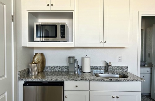 Hesperia Casa | Private Guesthouse in Hesperia