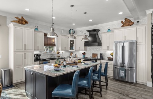 Bahama Beach Casa | Private Gulf Front Home/Pool/Tiki Bar/Wifi 7 bed 7.full and two .5 baths