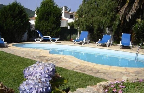 Galamares Villa | Piscina climatizada, hermosa vista, a 5 minutos de las playas, zona tranquila, camino a Sintra