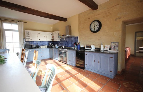 Gontaud Otro | Piscina privada climatizada, impresionantes vistas, gran cocina bien equipada, sala de juegos.