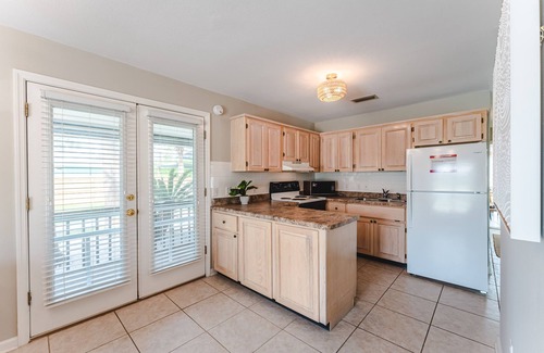 Port St. Joe Casa | Private heated pool+sauna, 2 blocks to beach, game room, golf cart, dogs welcome