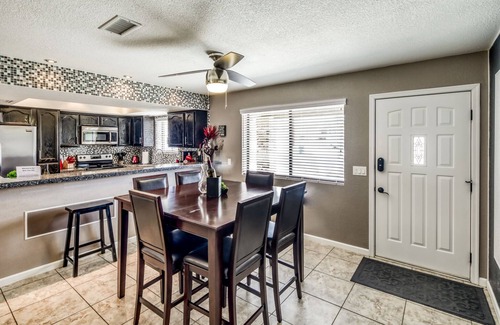 Lake Havasu City Casa | Private HEATED POOL at the Wine Time Villa!