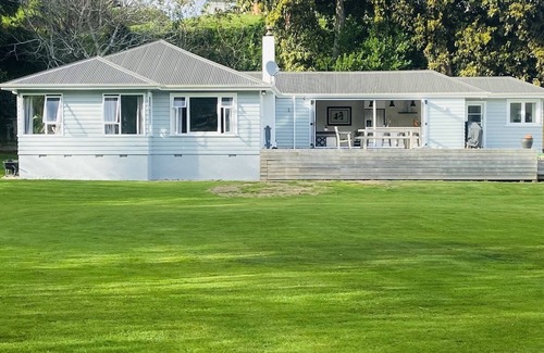 Maketu Casa | Private hide away in Maketu