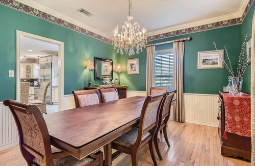 Dripping Springs Casa | Head for the Hill Country! Pool, Hot Tub, Full Bar - by PMI Austin Metro