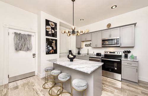 Avondale Casa | Private Historic Getaway Near Downtown Cincinnati!