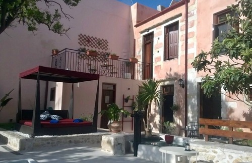 Old Town Rethymnon Casa | Casa adosada de 3 dormitorios con piscina privada en el corazón del casco antiguo de Rethymnon