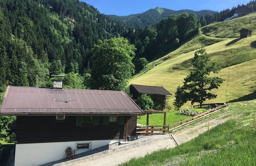 Wildschoenau Casa | Privada casa de vacaciones en un lugar idílico y aislado en una colina con Kaiserblick