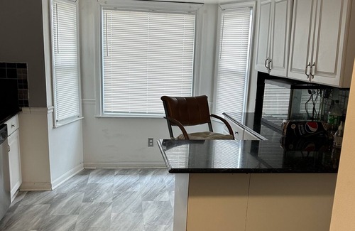 Virginia Beach Casa | Private home 5 mi from VB oceanfront /shopping, dining, water pk/go carts
