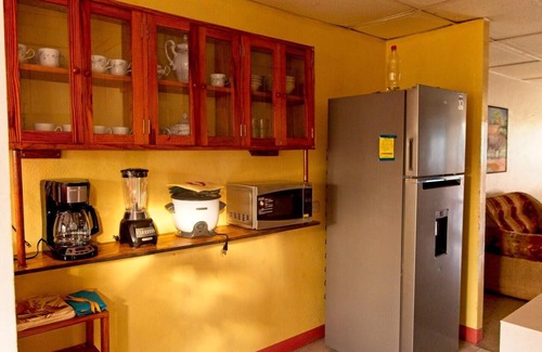Managua Casa | Casa Privada Ideal Para Familias Cerca del Parque