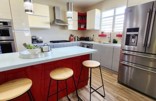 Isabela Casa | Private home in Isabela, PR with Basketball court, big pool with jacuzzi
