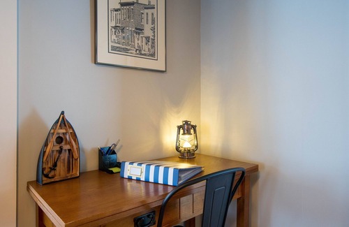 Westfield Casa | Private Home: Lightkeeper's Refuge steps to beach, marina and boat slip