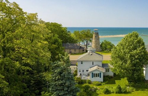 Westfield Casa | Private Home: Lightkeeper's Refuge steps to beach, marina and boat slip