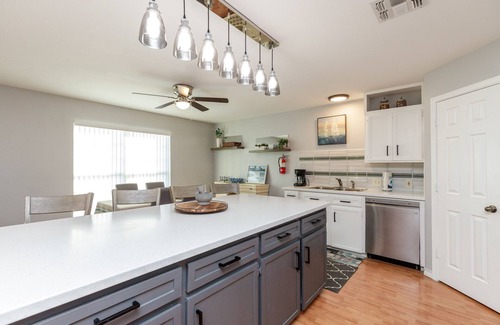 Flour Bluff Casa | Private Home w Reserved Parking & Carport Built for Fun Gatherings