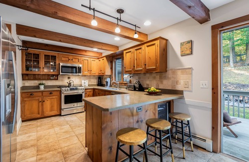 Montgomery Casa | Private Home with Pool & Jacuzzi in the Hudson Valley