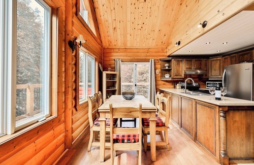 Nominingue Casa | Private Hot Tub / Cordelia