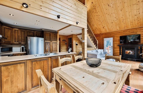 Nominingue Casa | Private Hot Tub / Cordelia