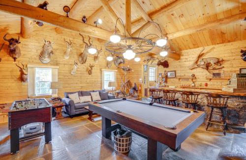 Glendale Casa | Private Hot Tub Hudson Valley Cabin Retreat!