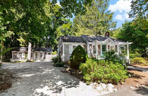 Yarmouth Port Casa | Private Hot Tub Near Dennis Pond