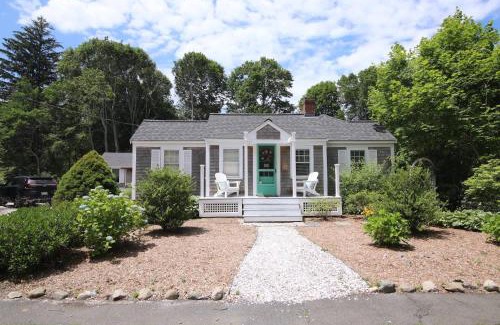 Yarmouth Port Casa | Private Hot Tub Near Dennis Pond