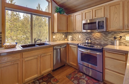 Sunriver Casa | Ven a relajarte y disfruta de SHARC y el parque Fort Rock