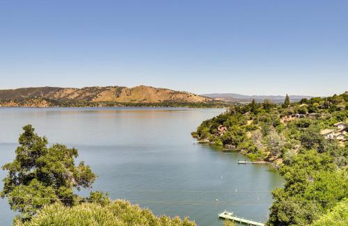 Clear Lake Casa | Private Hot Tub with Water Views Lower Lake Getaway