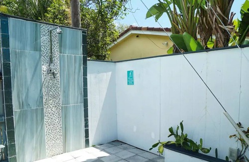 Central Fort Lauderdale Casa | Private House Center of Ft Lauderdale Great Pool