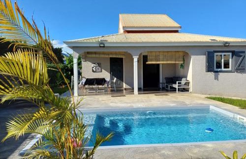 Lamentin Casa | Private House for Vacation, Castel