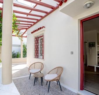 Glyfada Villa | Private house - Garden - Glyfada