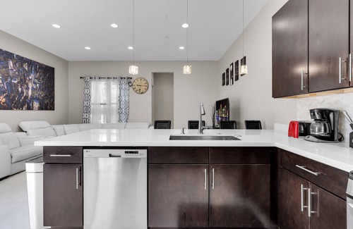 Croissant Park Casa | Private house in Miami/Ft Lauderdale near airport & Beach