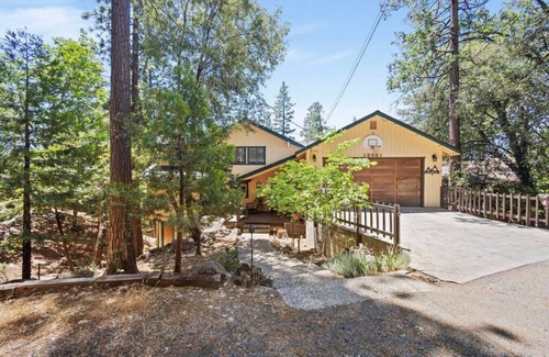 Twain Harte Cabina | Private, huge comfy cabin/ Great location.