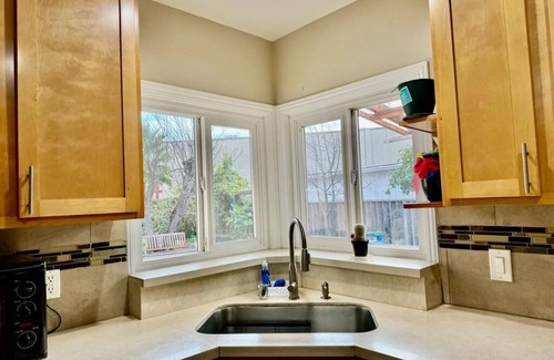 Castro Valley Casa | Private In-Law With Garden Access
