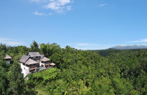 Payangan Villa | ❤ Private Jungle Estate | 5☆ Service & Views | 7BR