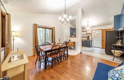 Terra Alta Cabina | Private Lake/Beach Cabin w/Golf, Pool, Fire pit