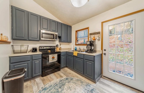 Terra Alta Cabina | Private Lake/Beach Cabin w/Golf, Pool, Fire pit